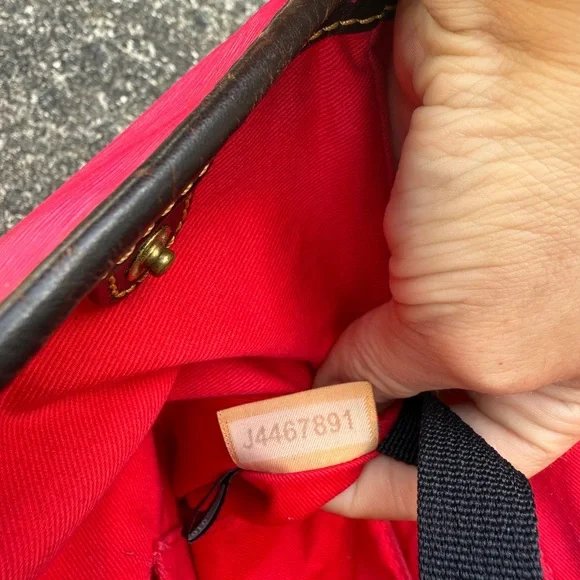 Dooney & Bourke Hot Pink Large Tote - Picture 5 of 10